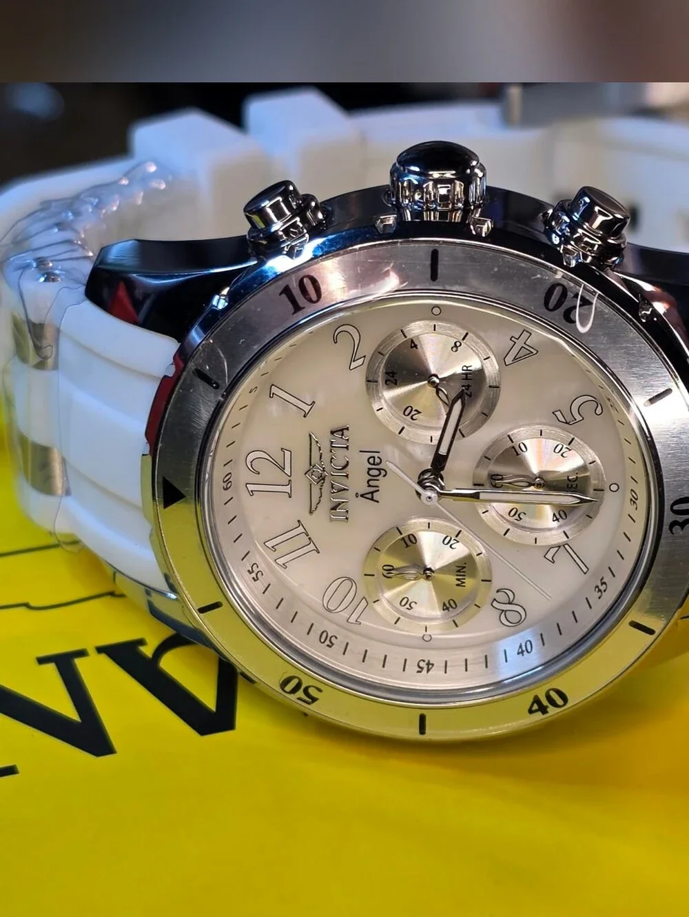 Invicta Angel Chronograph Watch (40mm / Unisex / NIB)